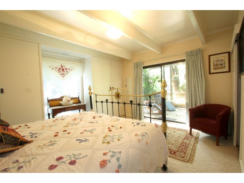 10 Bacon Avenue, Koonwarra VIC 3954