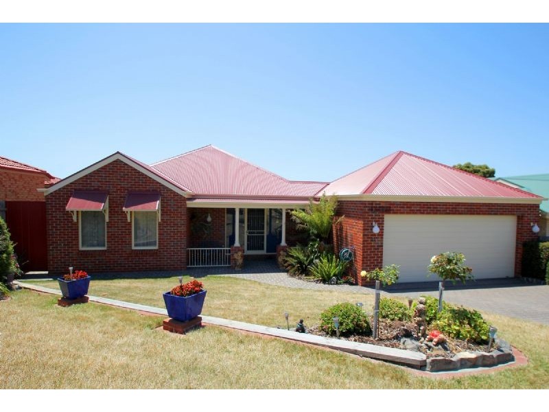 21 Norview Drive, Leongatha VIC 3953
