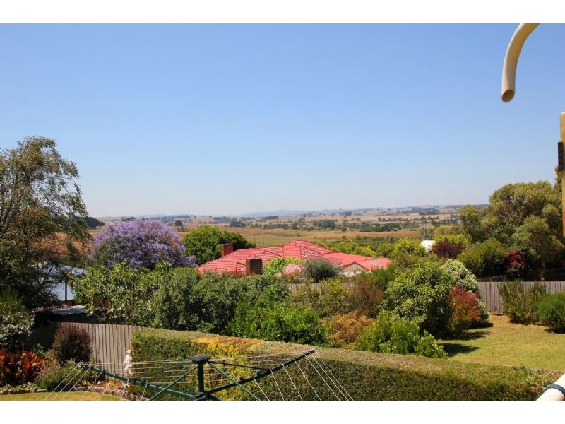 21 Norview Drive, Leongatha VIC 3953