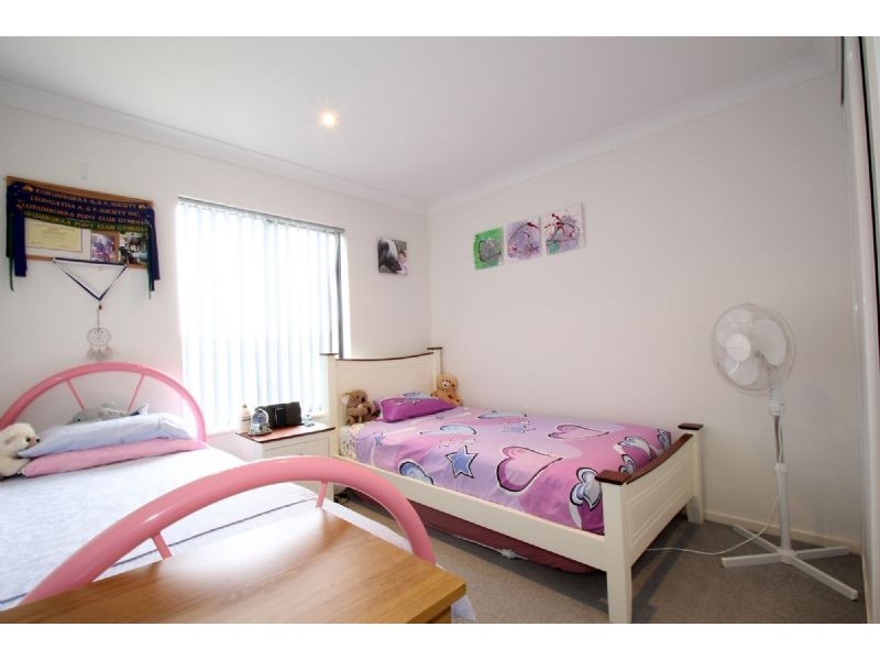 10/4 Miles Lane, Leongatha VIC 3953