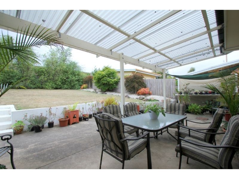 32 Young Street, Leongatha VIC 3953