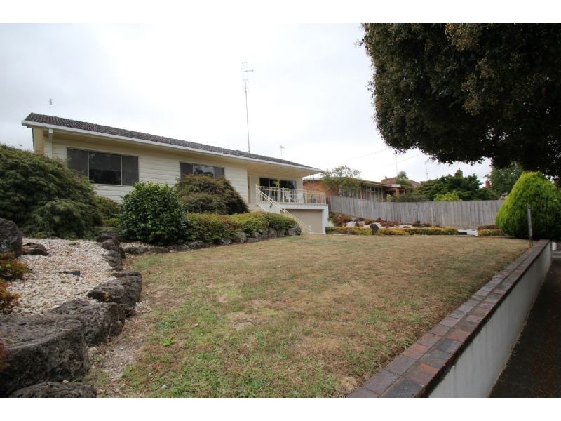 32 Young Street, Leongatha VIC 3953