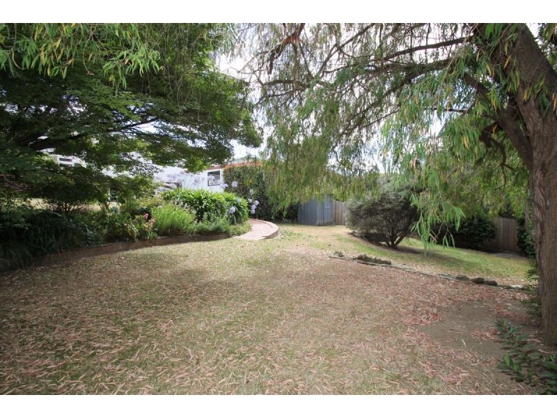 13 Blair Crescent, Leongatha VIC 3953