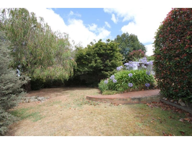 13 Blair Crescent, Leongatha VIC 3953