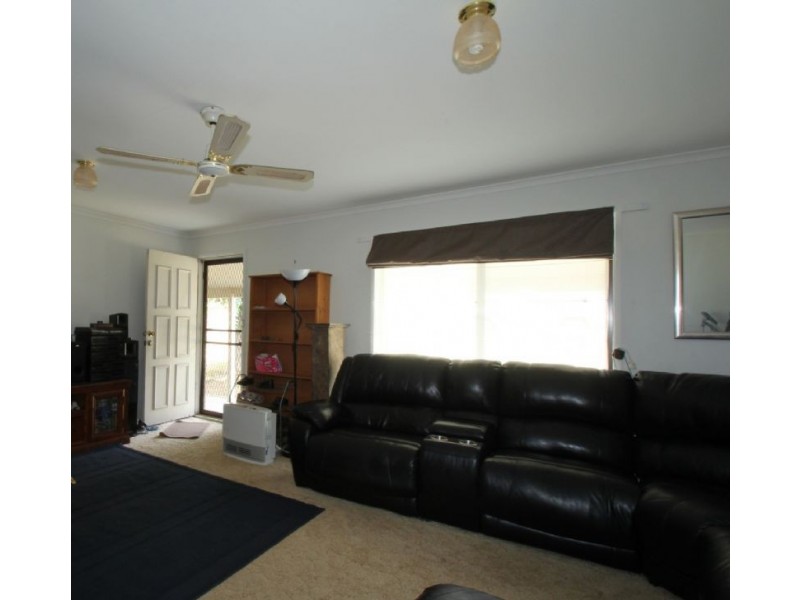 7 Chamberlain Drive, Leongatha VIC 3953