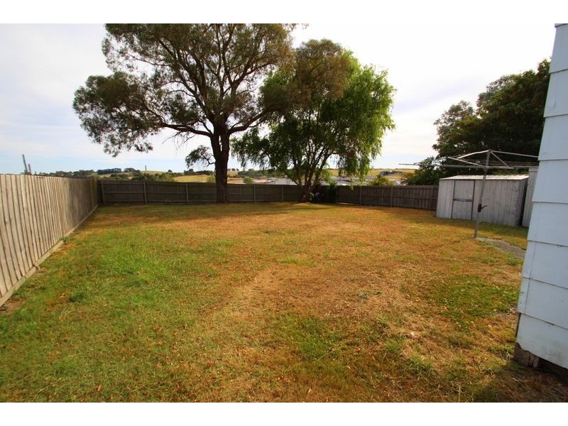 3 MacQueen Avenue, Korumburra VIC 3950