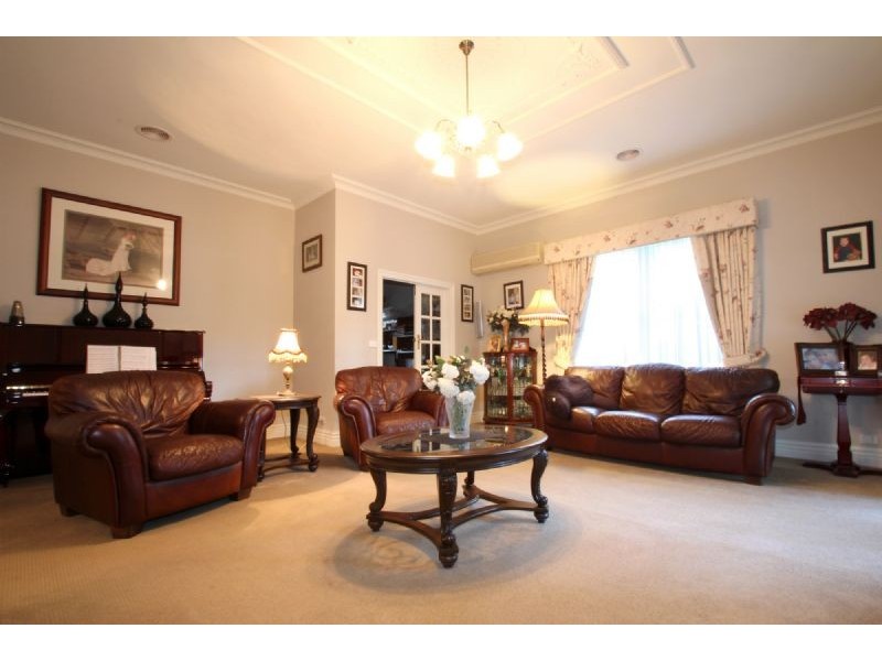 32 Ogilvy Street, Leongatha VIC 3953