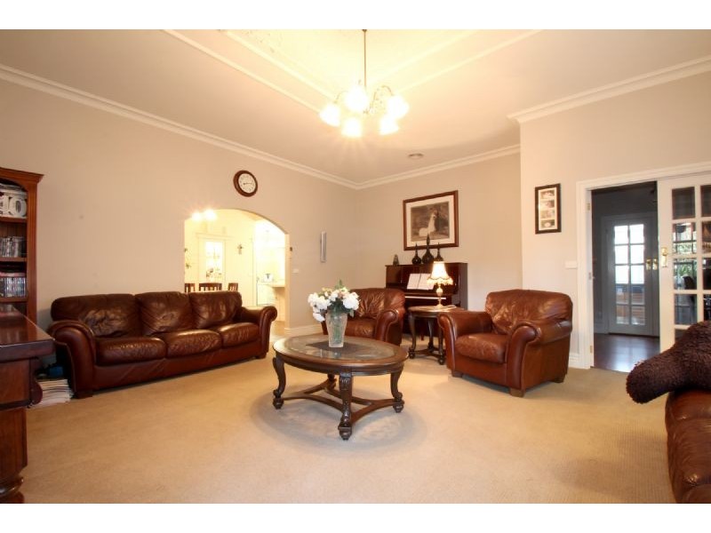 32 Ogilvy Street, Leongatha VIC 3953