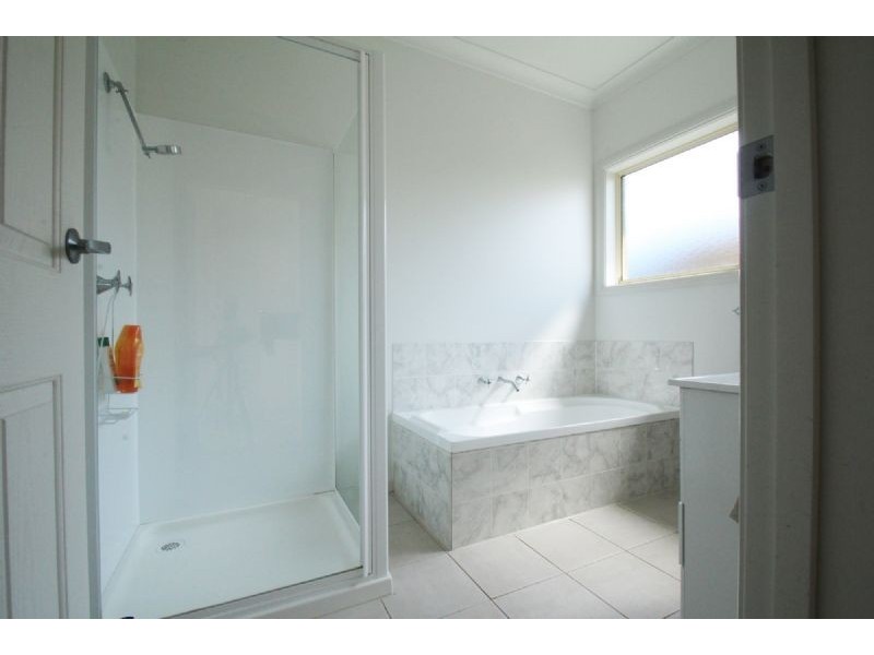 73 Parr Street, Leongatha VIC 3953