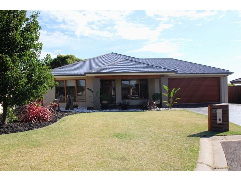 23 Parkside Close, Leongatha VIC 3953