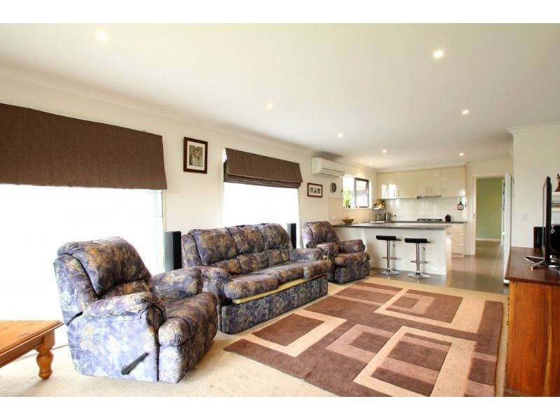 5 Chamberlain Drive, Leongatha VIC 3953