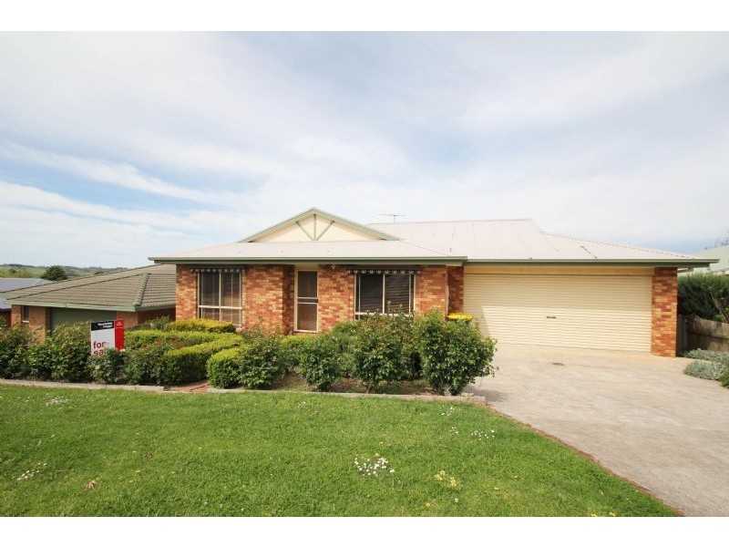 11 Warralong Court, Leongatha VIC 3953