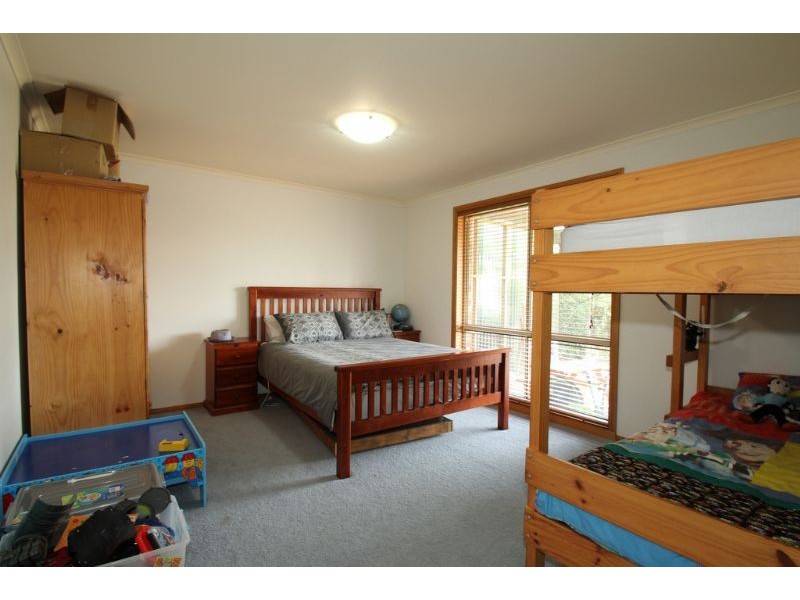 11 Warralong Court, Leongatha VIC 3953