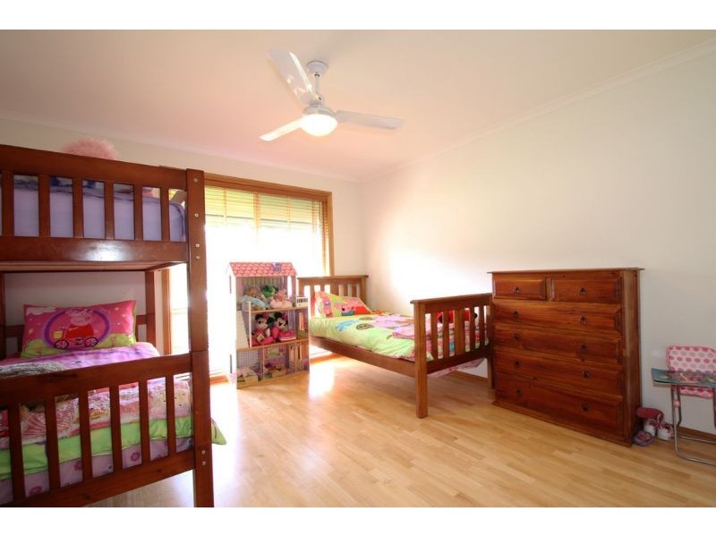 11 Warralong Court, Leongatha VIC 3953