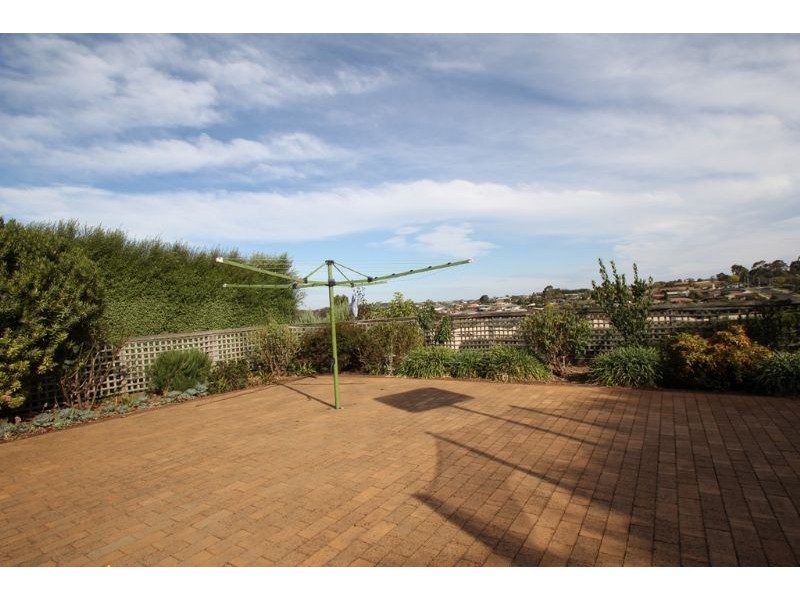 11 Warralong Court, Leongatha VIC 3953