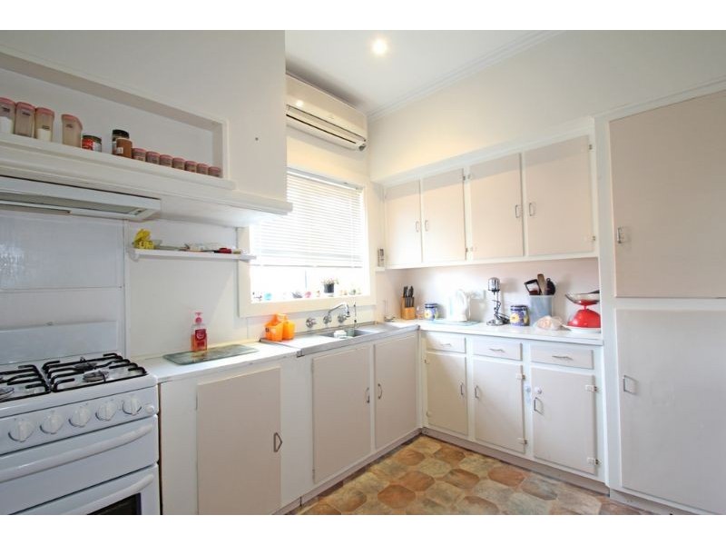 6 Owen Street, Leongatha VIC 3953