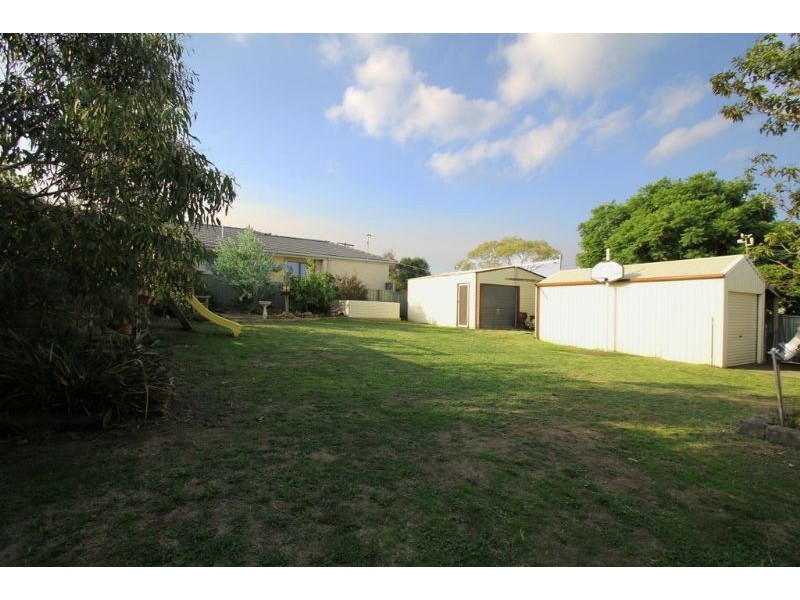 10 Blair Crescent, Leongatha VIC 3953