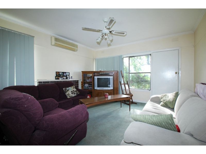 5 Bate Street, Leongatha VIC 3953