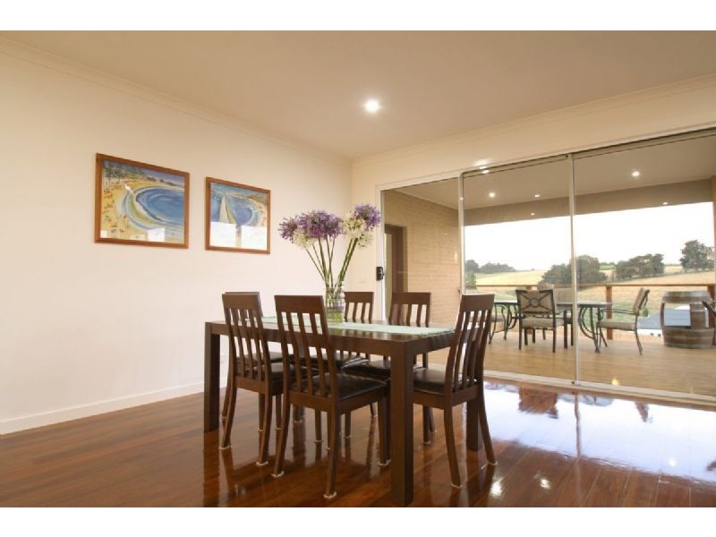 6 Eccles Way, Leongatha VIC 3953