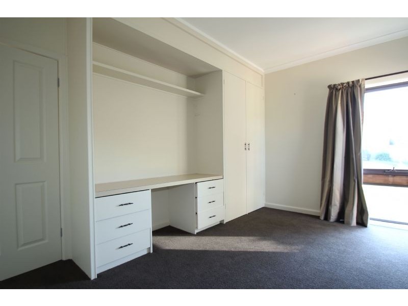 6 Ridgeway Street, Leongatha VIC 3953