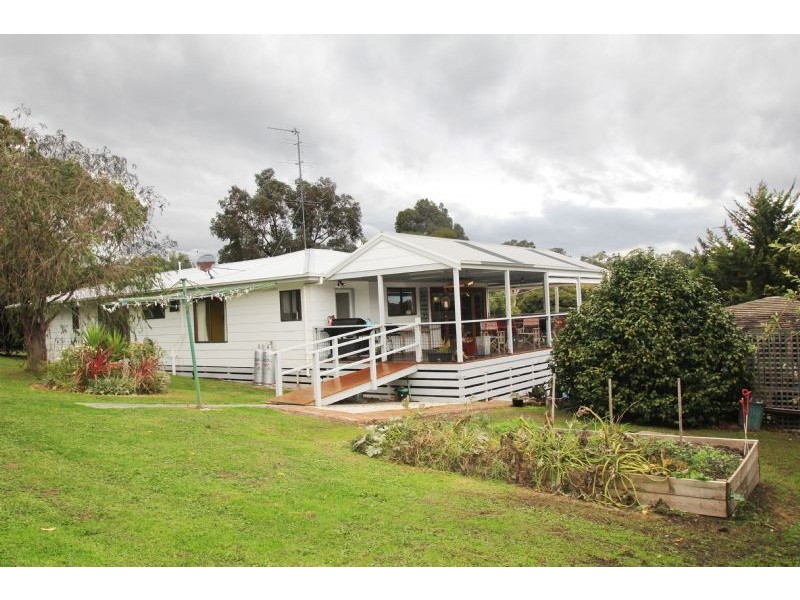 3 Edwards Street, Meeniyan VIC 3956