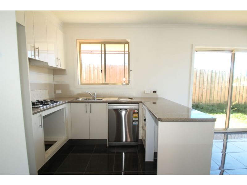 3/4 Owen Street, Leongatha VIC 3953