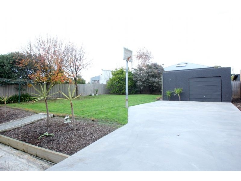 42 Campbell Street, Meeniyan VIC 3956