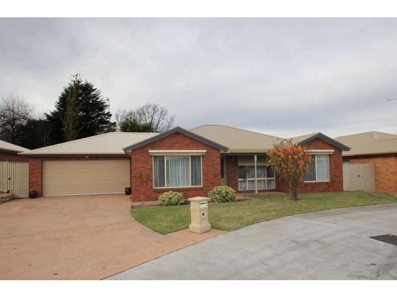 8/17 McDonald Street, Leongatha VIC 3953