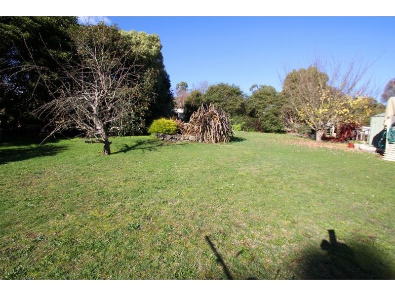 1 Edward Street, Meeniyan VIC 3956