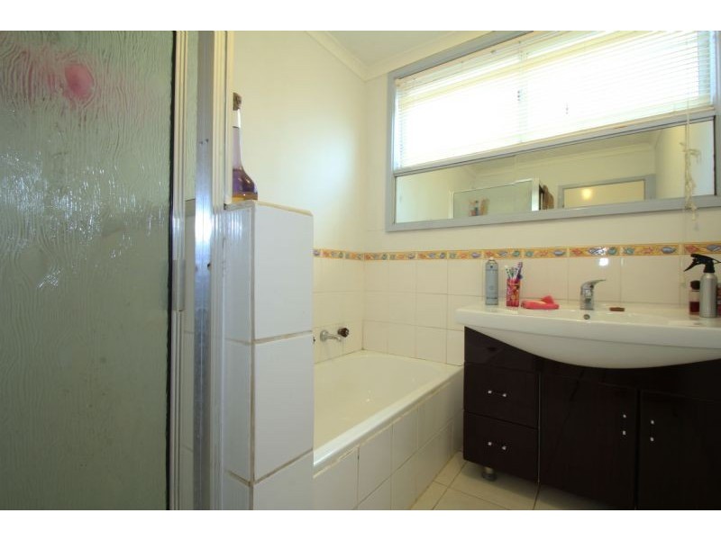 17 Young Street, Leongatha VIC 3953