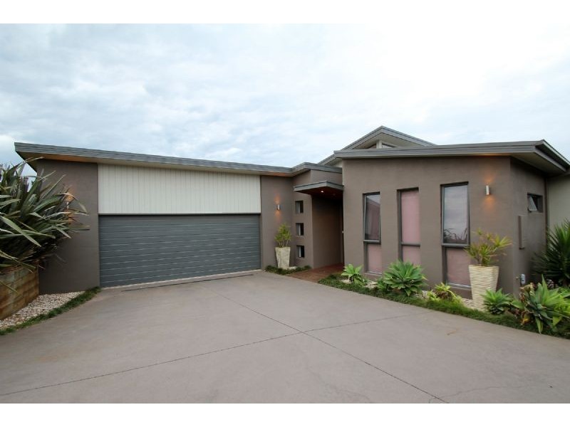 58 Chamberlain Drive, Leongatha VIC 3953