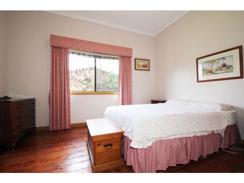 24 Young Street, Leongatha VIC 3953