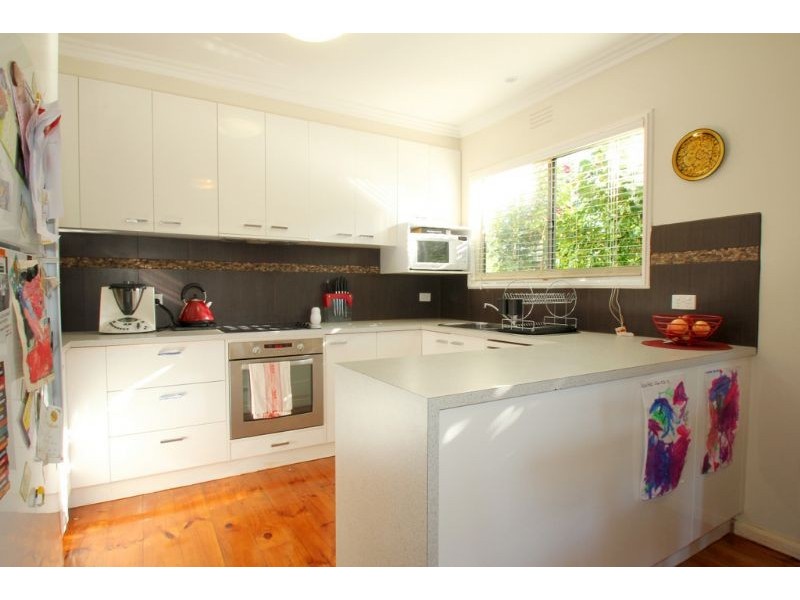 30 Blackmore Avenue, Leongatha VIC 3953