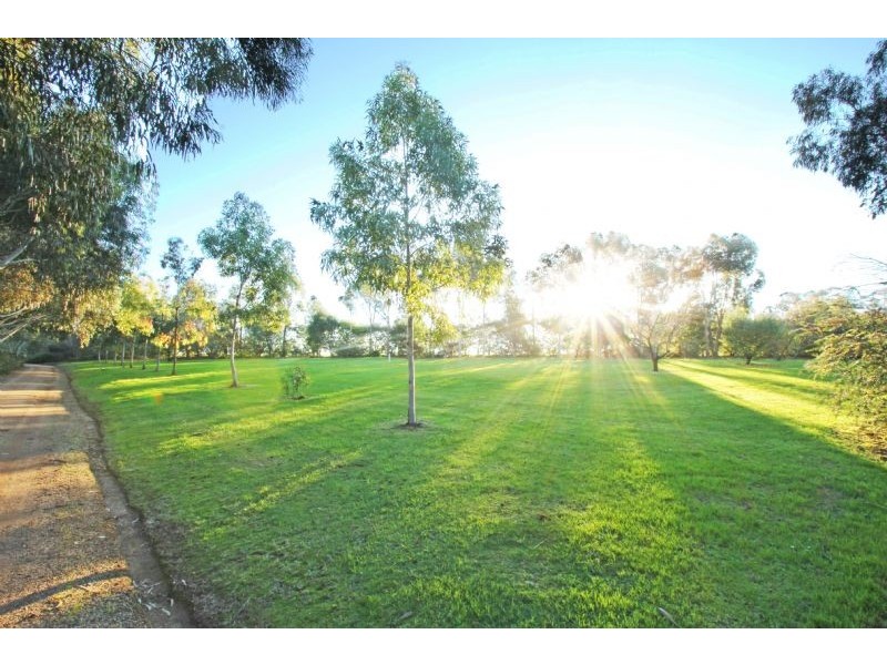 105 Leongatha North Road, Leongatha North VIC 3953