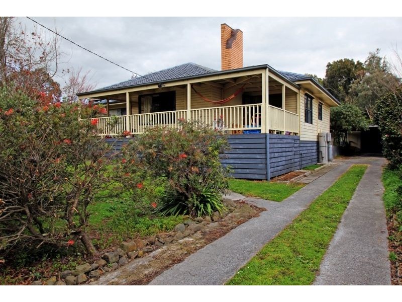 20 Geale Street, Meeniyan VIC 3956