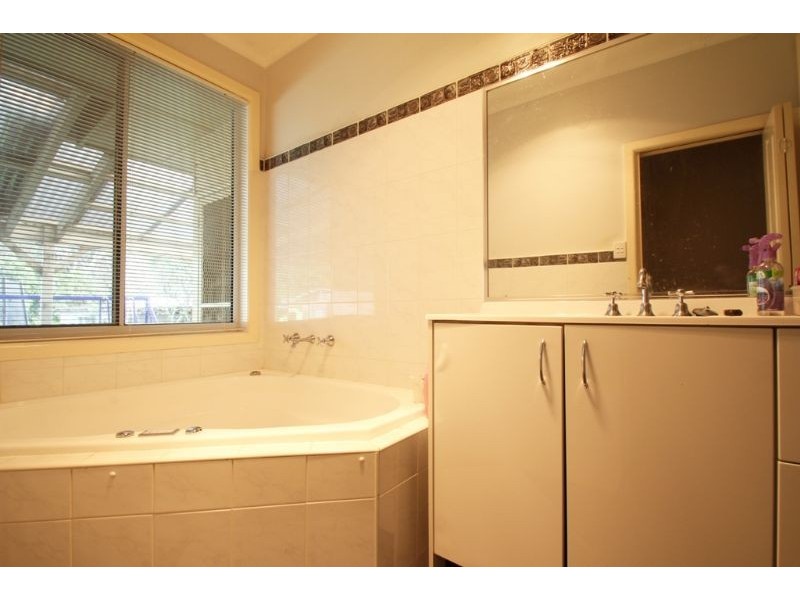 20 Geale Street, Meeniyan VIC 3956