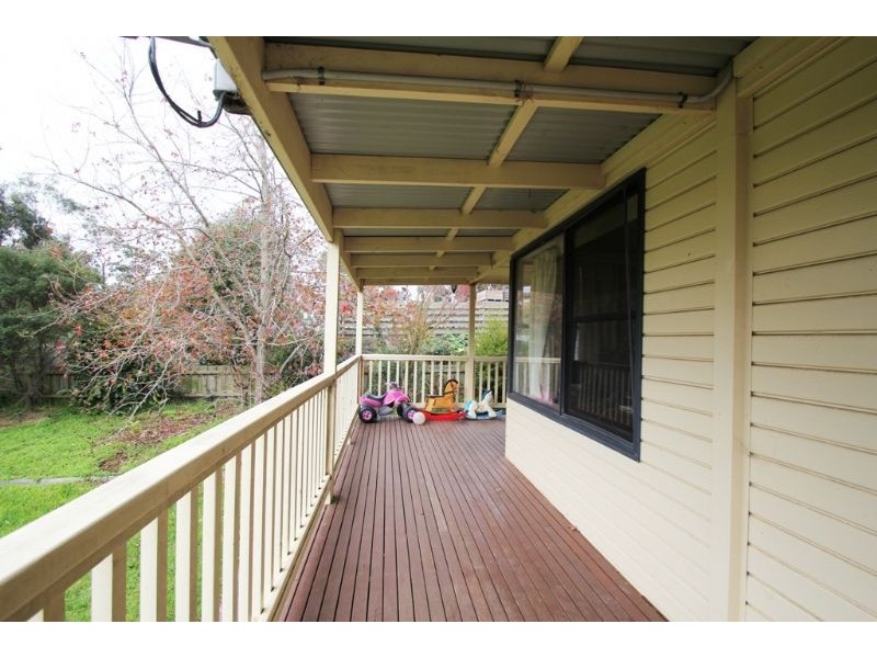 20 Geale Street, Meeniyan VIC 3956