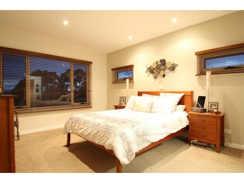 68 Ogilvy Street, Leongatha VIC 3953