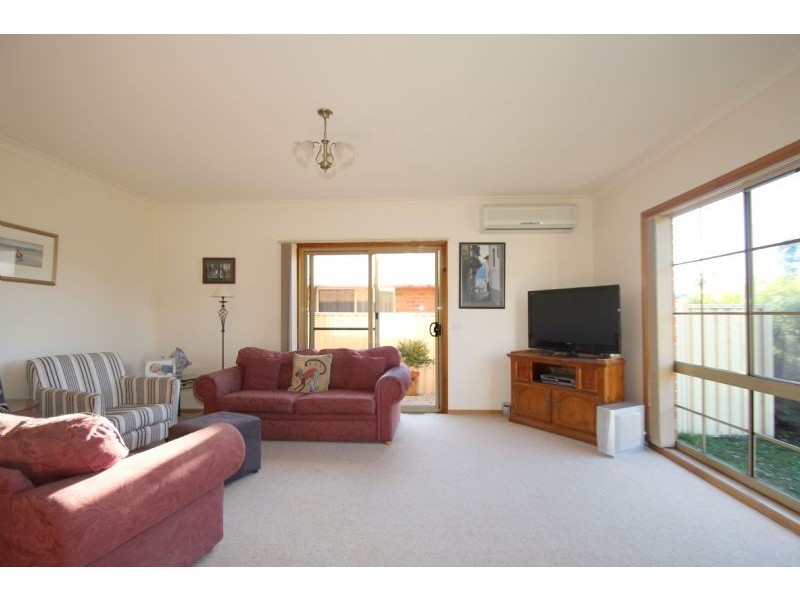 5/18 Clinton Court, Leongatha VIC 3953