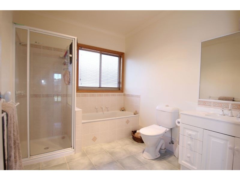 5/18 Clinton Court, Leongatha VIC 3953
