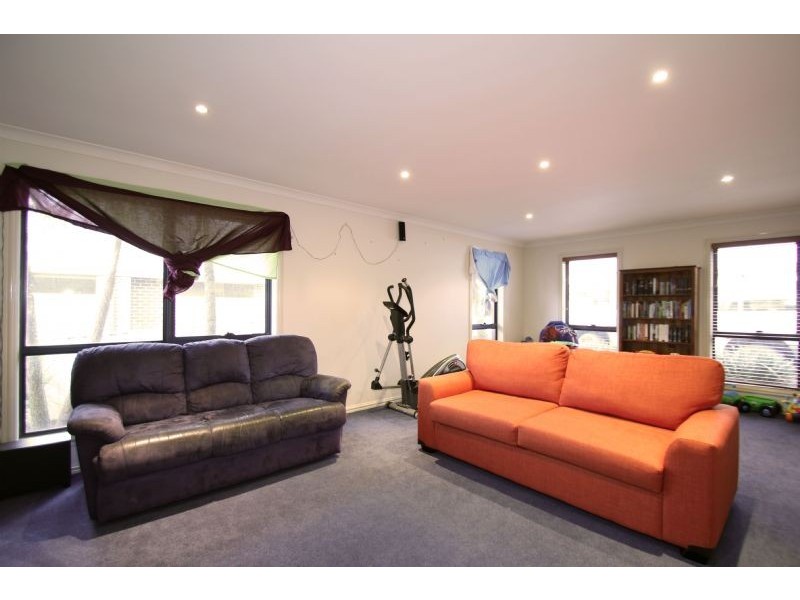 87 Parr Street, Leongatha VIC 3953