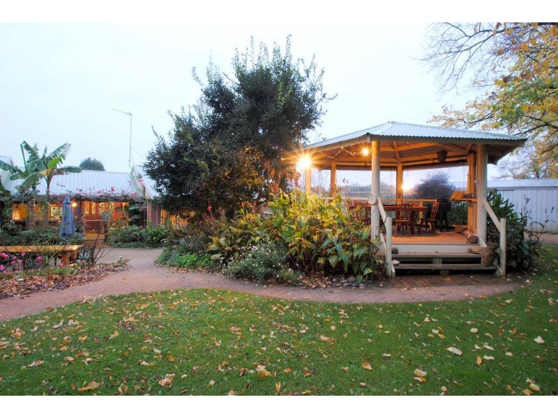 7 Davis Court, Leongatha VIC 3953