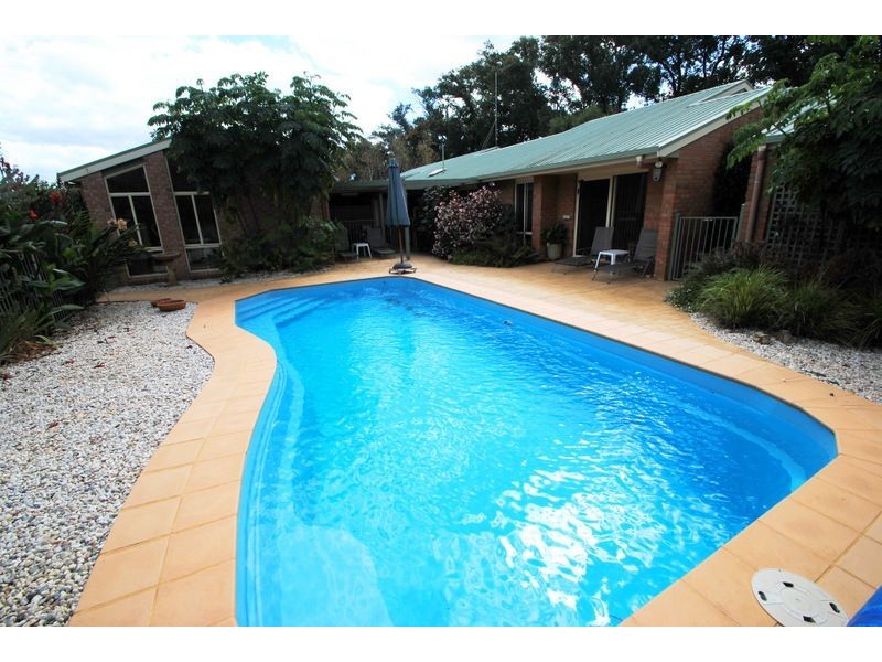 7 Davis Court, Leongatha VIC 3953