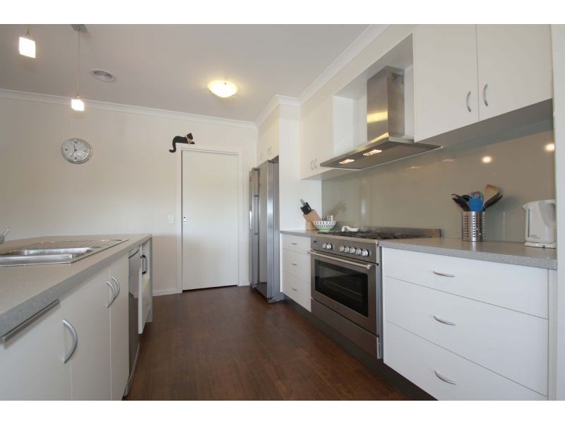 4 Eccles Way, Leongatha VIC 3953