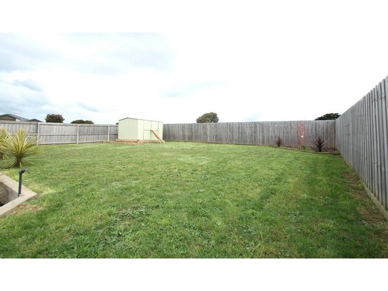 21 Eccles Way, Leongatha VIC 3953