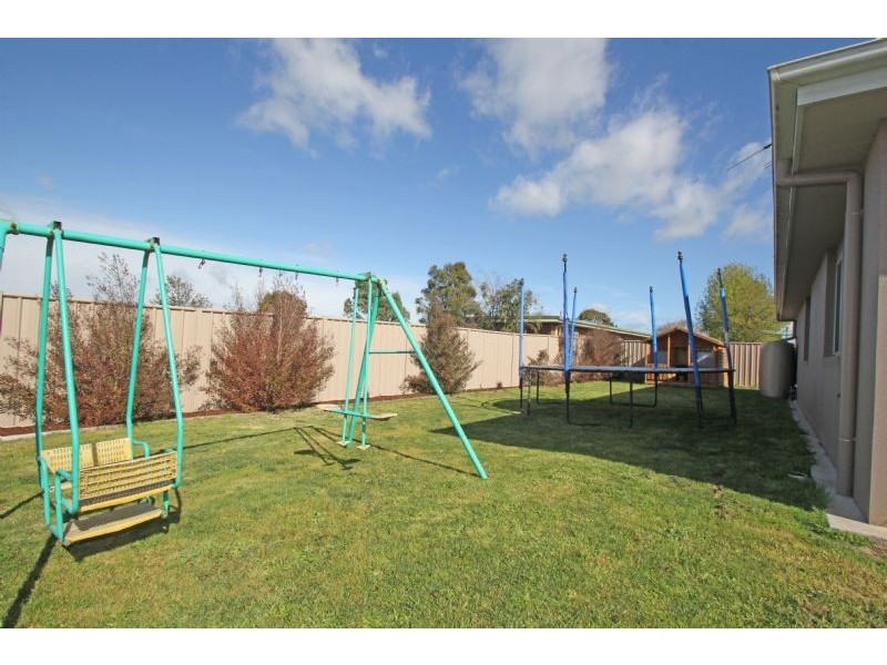 14 Parkside Close, Leongatha VIC 3953