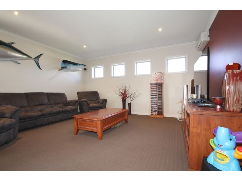 6 Eleanor Court, Leongatha VIC 3953