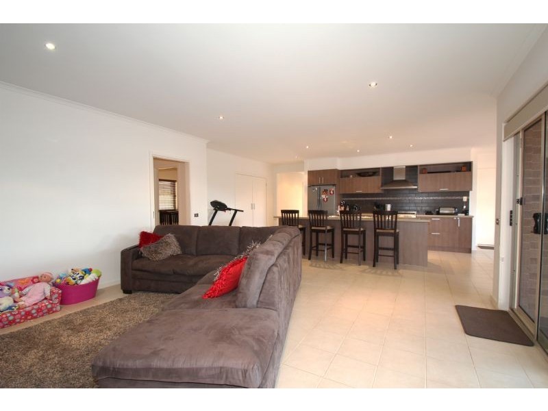 6 Eleanor Court, Leongatha VIC 3953