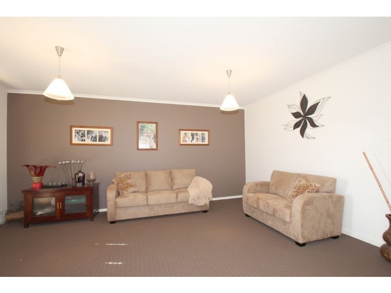 6 Eleanor Court, Leongatha VIC 3953