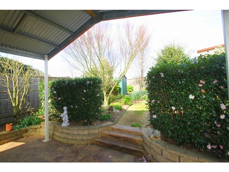 8 Elaine Court, Leongatha VIC 3953